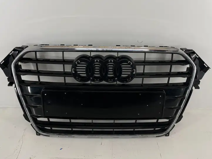 Audi A4 S4 B8 8K (2011 - 2015) 8K0853651E Верхняя решетка радиатора — фото 1