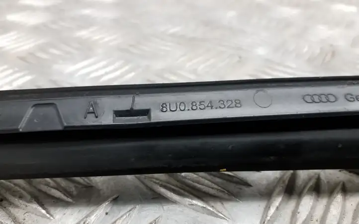 Audi Q3 8U (2011 - 2014) 8U0854328 Накладка стоек лобового стекла — фото 4