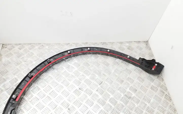 Audi Q3 8U (2011 - 2014) 8U0853718D Накладка колесной арки — фото 5