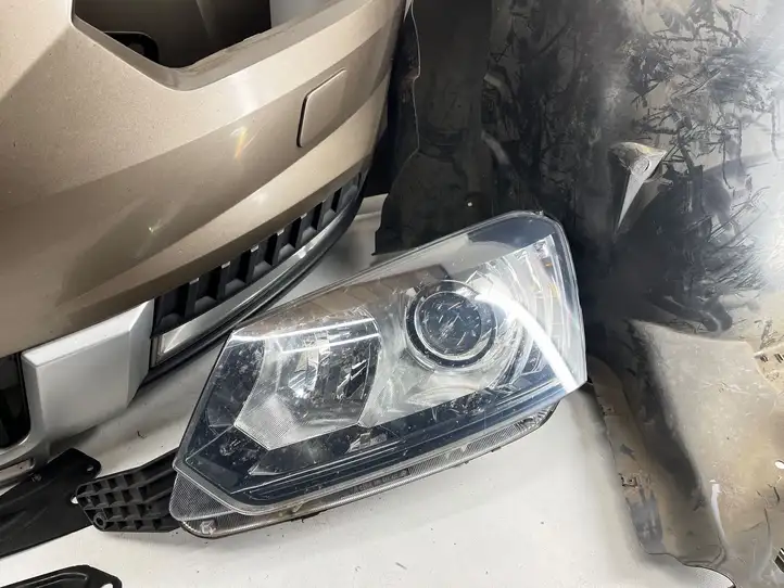 Skoda Yeti (5L) (2013 - 2018) Комплект передней части — фото 2