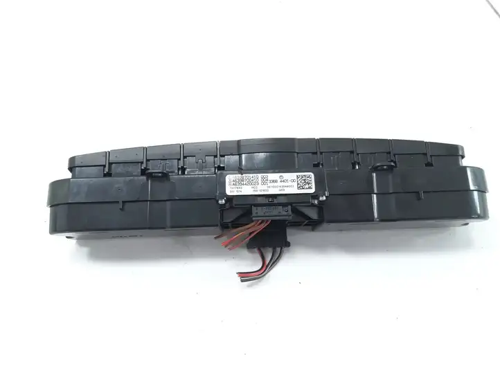 Mercedes-Benz Vito Viano W639 (2010 - 2015) A6398701410 Блок кнопок на панели — фото 1