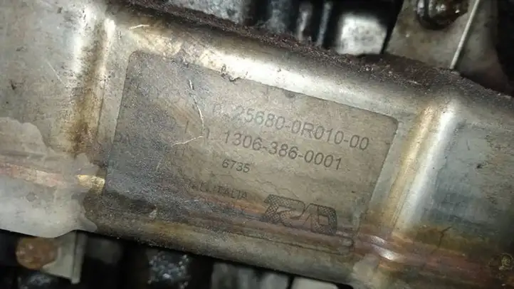 Toyota Corolla Verso AR10 (2004 - 2009) 256800R01000 Охладитель клапана EGR — фото 3