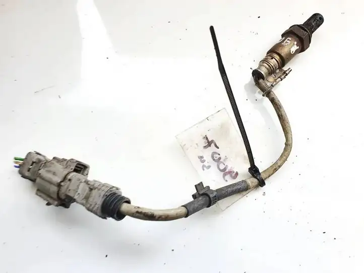 Toyota Auris 150 (2006 - 2012) 8946712020 Лямбда-зонд — фото 2