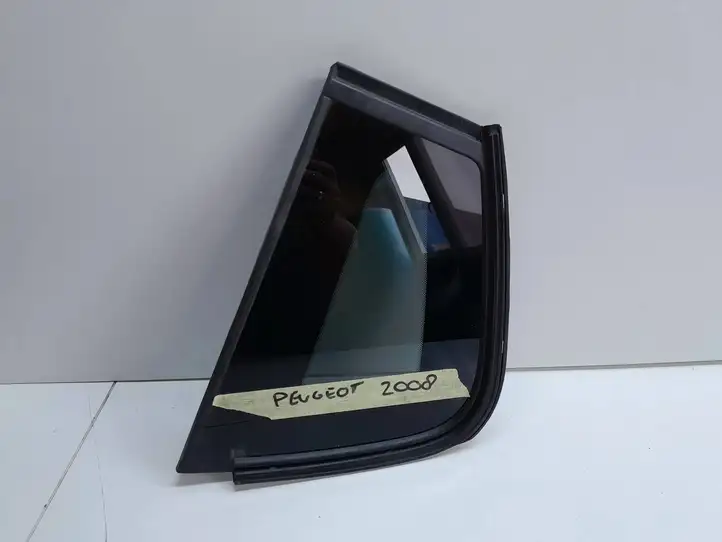 Peugeot 2008 I (2013 - 2019) E00025520C Форточка двери — фото 1