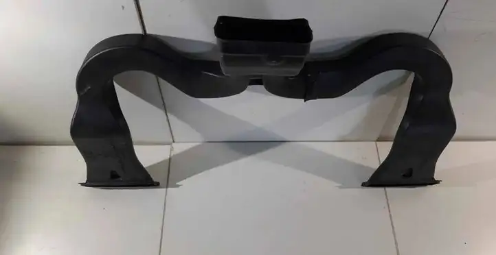 Tesla Model Y (2019 - 2024) 150106900A Воздуховоды системы отопления/климатики — фото 2