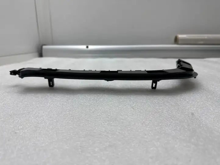 Tesla Model 3 (2024 - ) 176273400C Кронштейн заднего бампера — фото 3