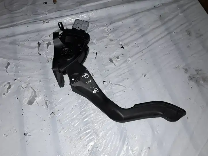 Peugeot 308 (2007 - 2013) 9671433780 Педаль акселератора — фото 1