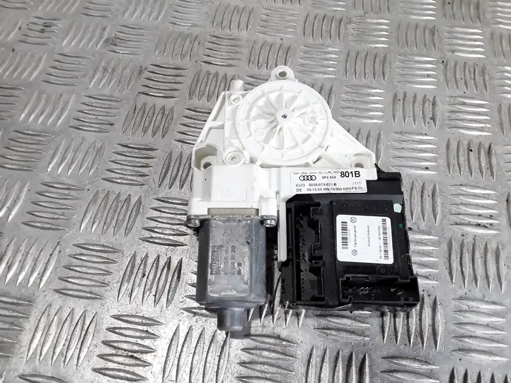 Audi A3/S3 8P (2004 - 2008) S006079021B Стеклоподъемник задней двери — фото 1