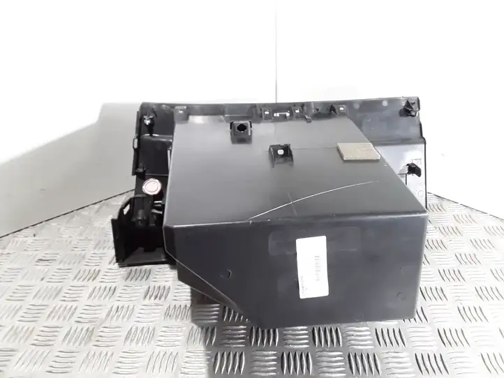 Nissan Qashqai (2006 - 2010) 68520JD900 Вещевой ящик — фото 3