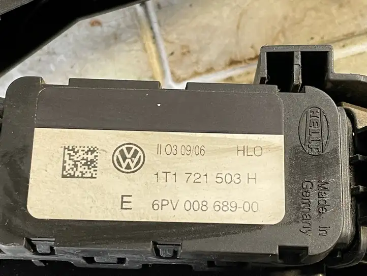 Volkswagen Touran I (2003 - 2010) 1T1721503H Педаль акселератора — фото 2