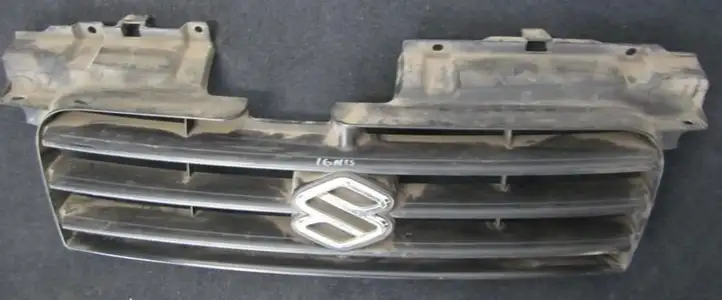Suzuki Ignis (2000 - 2003) 7174180g00 Передняя решетка — фото 1