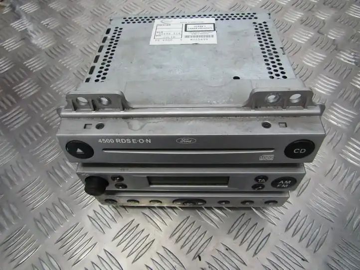 Ford Fusion (2002 - 2005) 4s6118c815abuabp Магнитола / мультимедийная система — фото 1