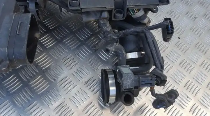 Mazda 2 (2007 - 2010) 0141400705 Корпус воздушного фильтра — фото 2
