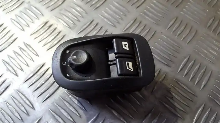 Peugeot 206 (1998 - 2012) 11913 Блок кнопок стеклоподъемников — фото 1