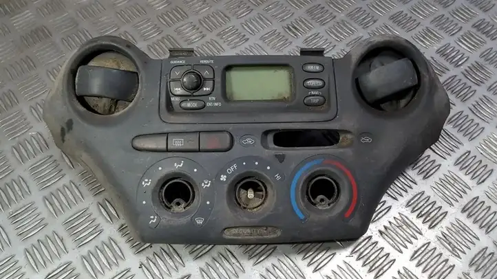 Toyota Yaris (1999 - 2003) 861100d020b1 Магнитола / мультимедийная система — фото 1
