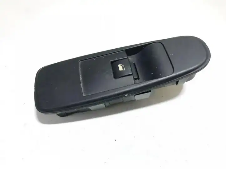 Citroen Dispatch II (2007 - 2014) 96639377zd Кнопка стеклоподъемников — фото 1