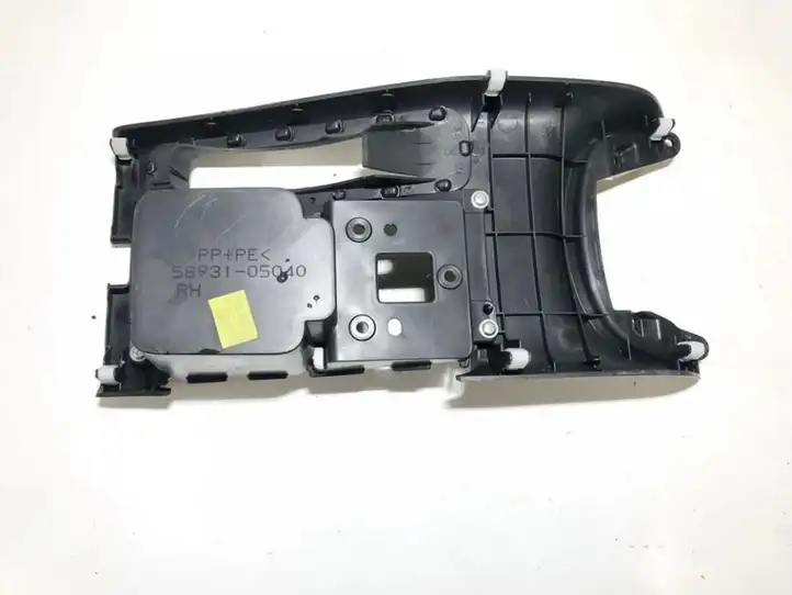 Toyota Avensis T250 (2006 - 2009) 5893105040 Прочие детали салона — фото 2
