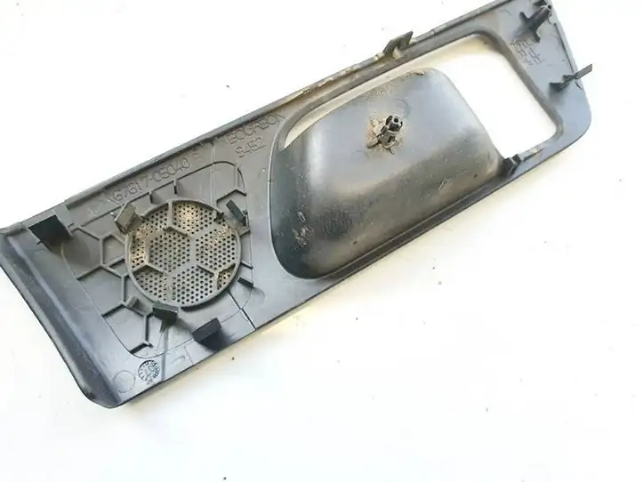 Toyota Avensis T250 (2006 - 2009) 6761705040b Прочие детали салона — фото 2
