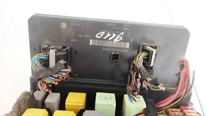 Volkswagen Crafter (2006 - 2016) A9064420400 Модуль комфорта — фото 1