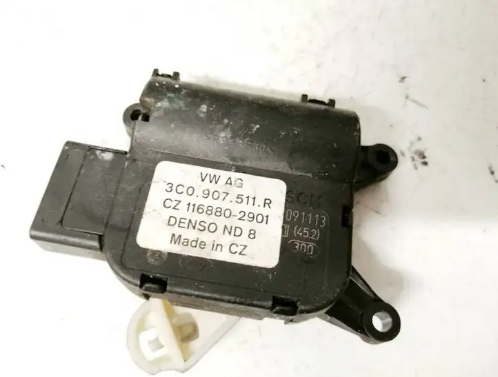 Volkswagen PASSAT B6 (2005 - 2010) 0132801386 Двигатель задвижки потока воздуха — фото 3