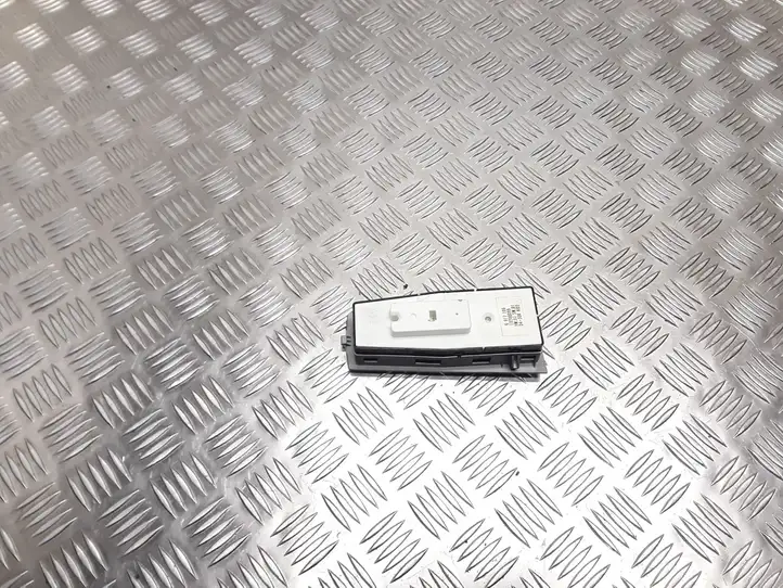 BMW 7 E65 E66 (2001 - 2008) 6917106 Кнопка стеклоподъемников — фото 3