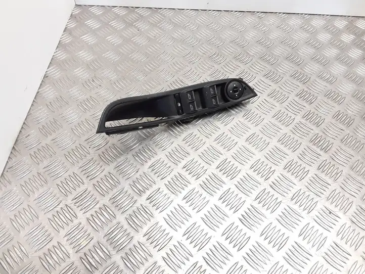 Ford Focus (2011 - 2015) F1ET14A132CC Кнопка стеклоподъемников — фото 1