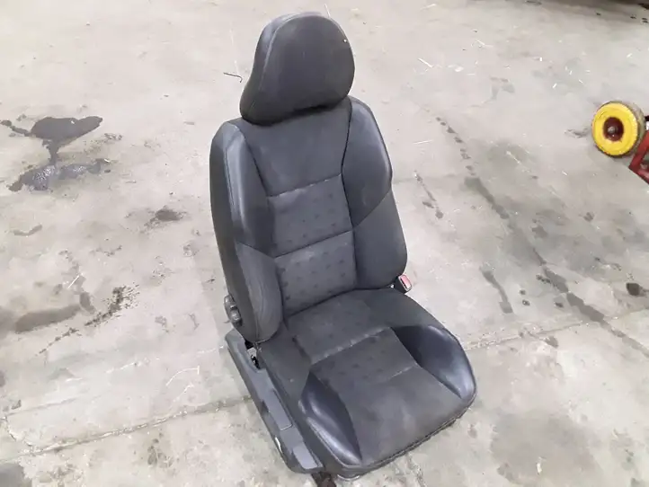 Volvo S60 (2000 - 2004) Переднее сиденье пассажира — фото 1