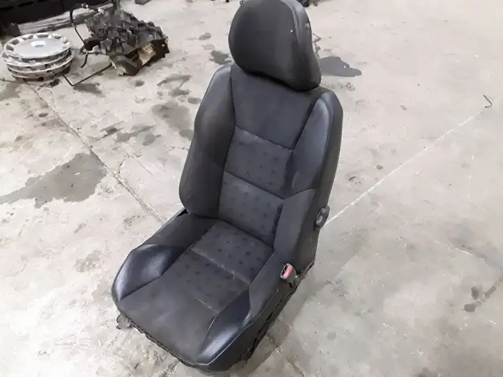 Volvo S60 (2000 - 2004) Переднее сиденье пассажира — фото 2