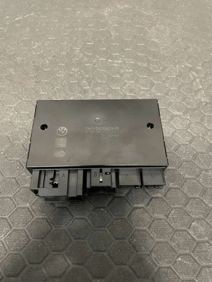 BMW X5 G05 (2018 - )  71605A056C901 Блок управления крюка для прицепа