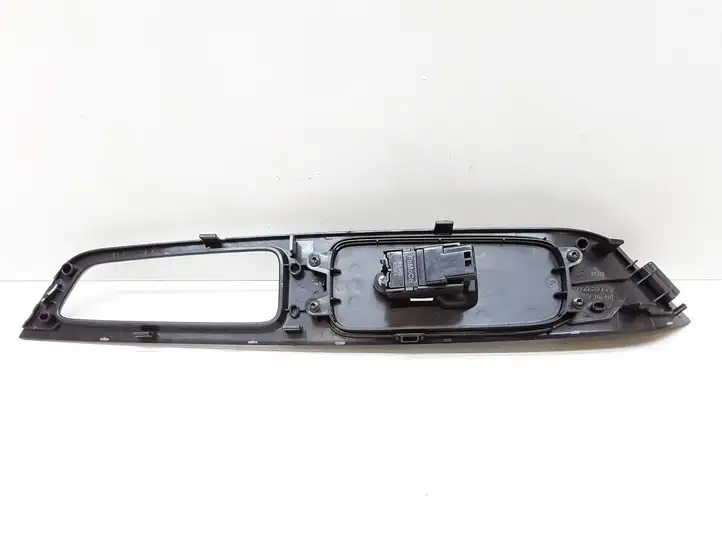 Volvo S60 (2010 - 2013) 9124097 Блок кнопок стеклоподъемников — фото 2