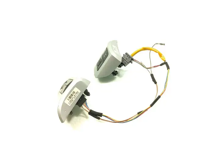 Opel Zafira B (2008 - 2014) 13208859 Кнопки на рулевом колесе — фото 2