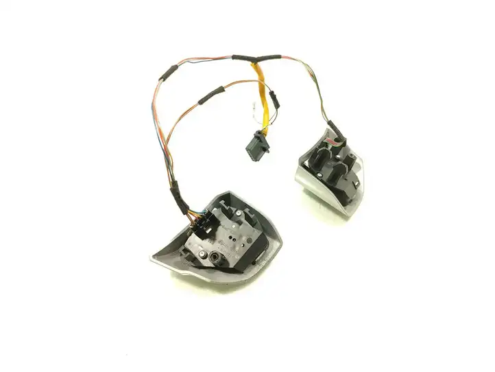 Opel Zafira B (2008 - 2014) 13208859 Кнопки на рулевом колесе — фото 3