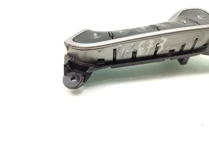 Hyundai Santa Fe (2005 - 2009) 96710-2B000 Кнопки на рулевом колесе — фото 7
