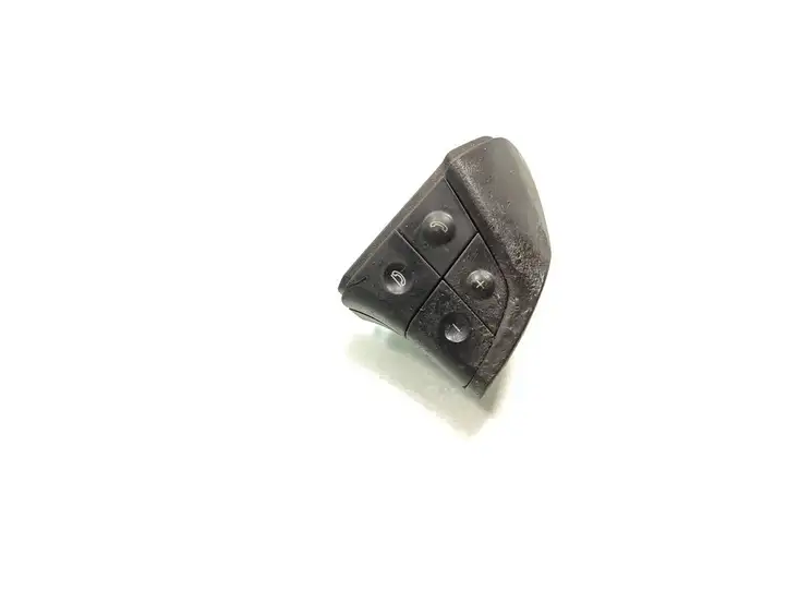Mercedes-Benz ML W164 (2005 - 2011) A1648200010 Кнопки на рулевом колесе — фото 1