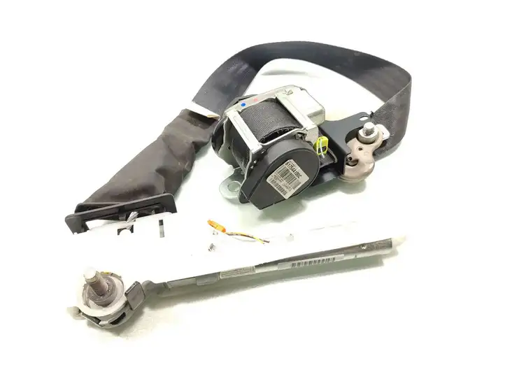 Nissan Juke I F15 (2010 - 2018) 6175432 Передний ремень безопасности — фото 1