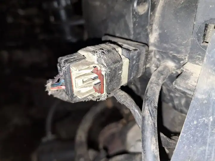 Chrysler Pacifica (2003 - 2008) Датчик давления воздуха впуска — фото 3