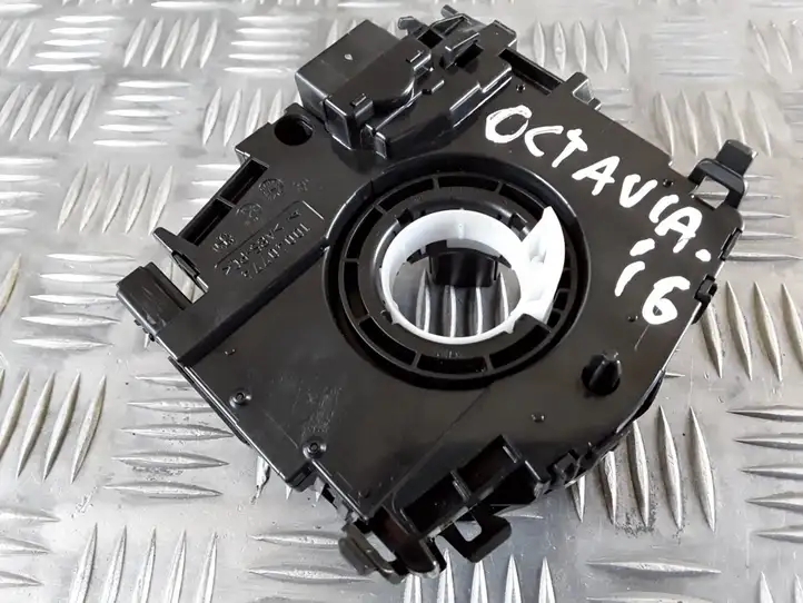 Skoda Octavia Mk3 (5E) (2013 - 2019) 5Q0953549F Контактное кольцо SRS — фото 2
