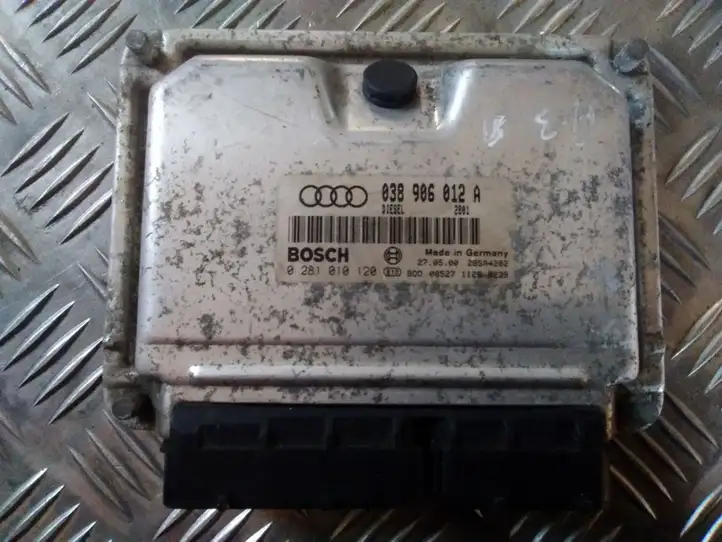Audi A3/S3 8L (2000 - 2003) 038906012A Блок управления двигателем (ЭБУ) — фото 1