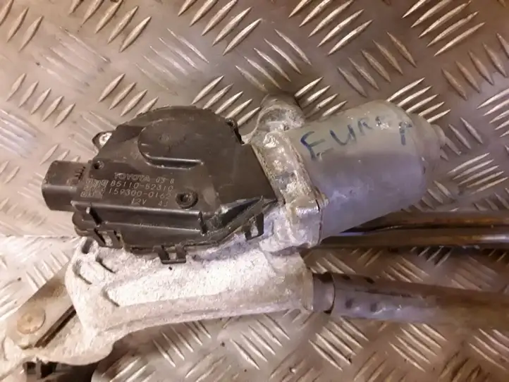 Toyota Yaris (2005 - 2009) 8511052310 Двигатель стеклоочистителей — фото 1