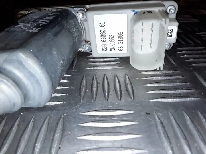 BMW 7 E65 E66 (2001 - 2008) 676283820011 Стеклоподъемник задней двери — фото 3