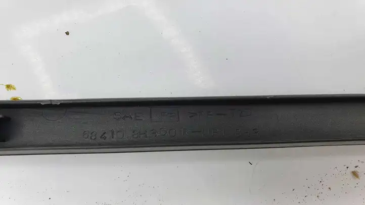 Nissan X-Trail T30 (2001 - 2007) 684108H300 Прочие детали салона — фото 3