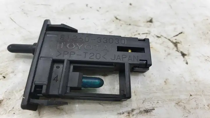 Toyota Corolla Verso E121 (2004 - 2007) 8126033030 Лампа подсветки бардачка — фото 2