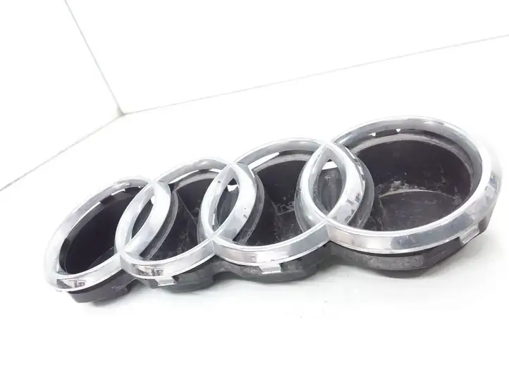 Audi A6 C7 (2011 - 2014) 4H0853605B Эмблема автомобиля — фото 1