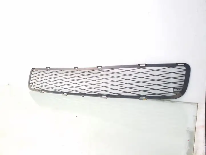 Toyota Yaris (2005 - 2009) 531120D050C Нижняя решетка переднего бампера — фото 1