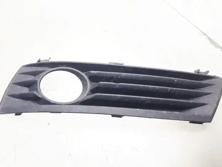 Opel Zafira B (2006 - 2008) 13124989 Нижняя решетка переднего бампера — фото 1