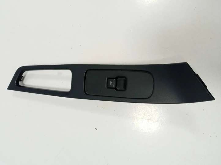 Volvo XC60 (2008 - 2013)  31272012 Кнопка стеклоподъемников