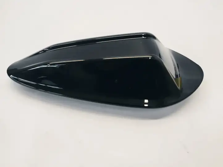 BMW 3 G20 G21 (2019 - )  636152 Крышка антенны (GPS)