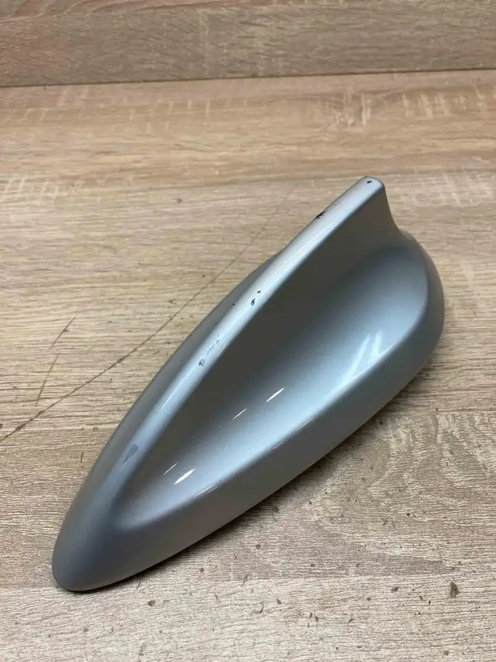 BMW 3 F30 F35 F31 (2012 - 2018) 9253667 Крышка GPS-антенны — фото 1