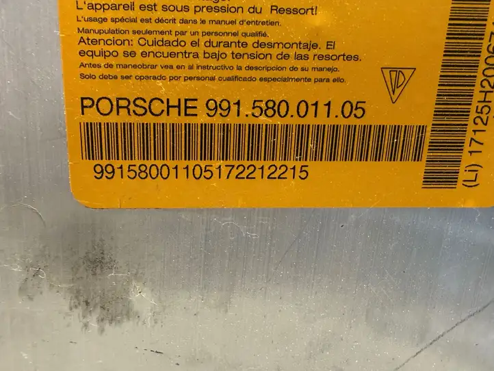 Porsche 911 991 (2011 - 2019) 99158001105 Гидроцилиндр замка крыши — фото 9