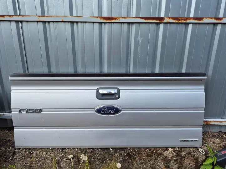 Ford F150 (2014 - 2018) Крышка багажника — фото 1